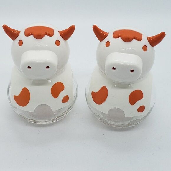 Herevin𝅺 Vintage Rustic Orange White Clear Glass Cow Salt and Pepper Shaker Set - Picture 1 of 9